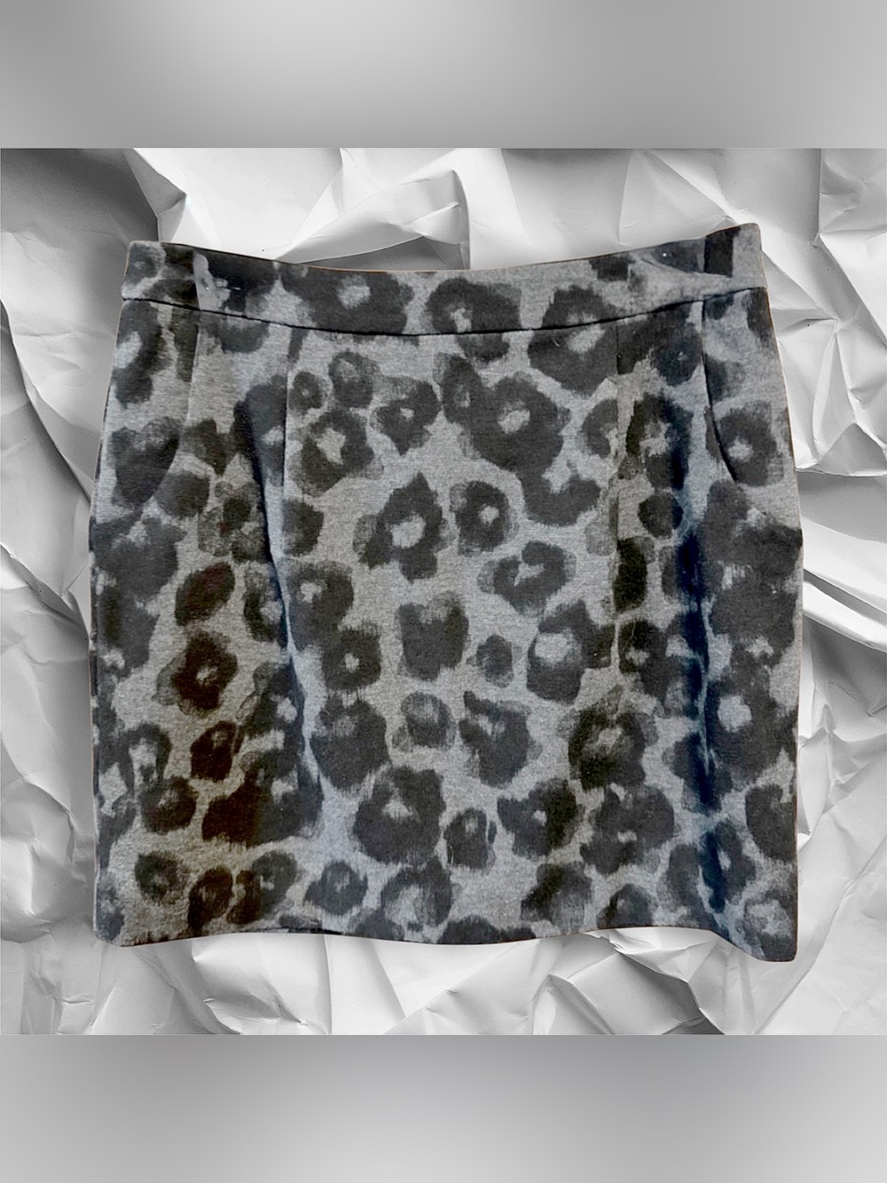 Michael Kors Black and Gray Leopard Patterned Mini Skirt size 8